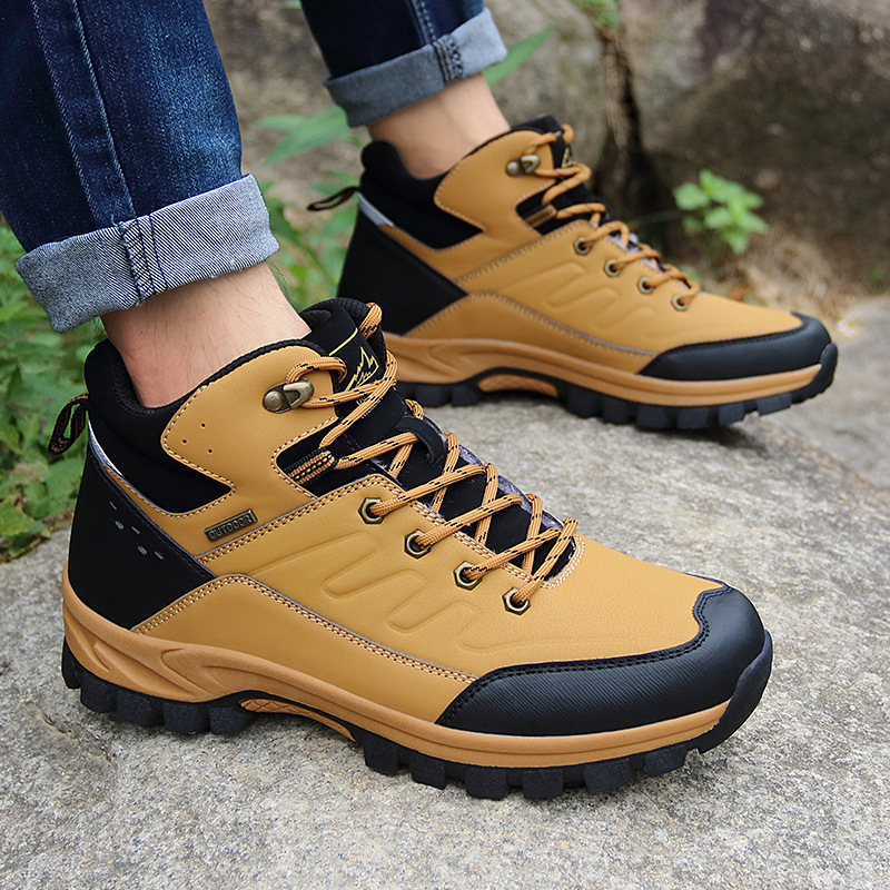 Chaussures montantes de randonnée pour hommes